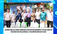Jefridin Melalui Dinas Perikanan Kota Batam Serahkan 79 Paket Bioflok dan Bibit Ikan Nila Kepada 17 Kelompok Budi Daya Ikan