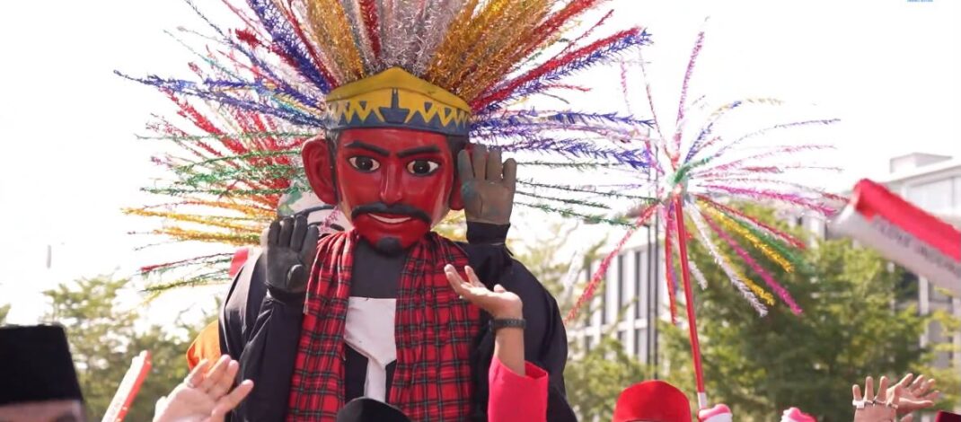 Dari Batam untuk Indonesia, Pawai Pembangunan Penuh Warna