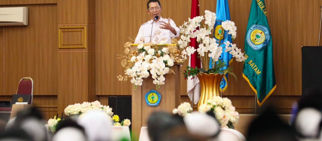 Amsakar: Mahasiswa UNIBA Harus Kritis dan Adaptif serta Unggul di Era Digital