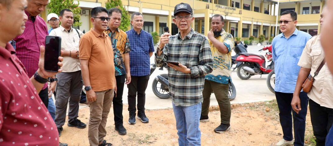 Amsakar Respons Keluhan Wali Murid, Penambahan Ruang Kelas SDN 013 Sekupang Jadi Prioritas