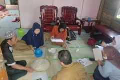Mendampingi-Dinas-Kesehatan-Batam-terkait-pengendalian-dan-pengawasan-PIRT