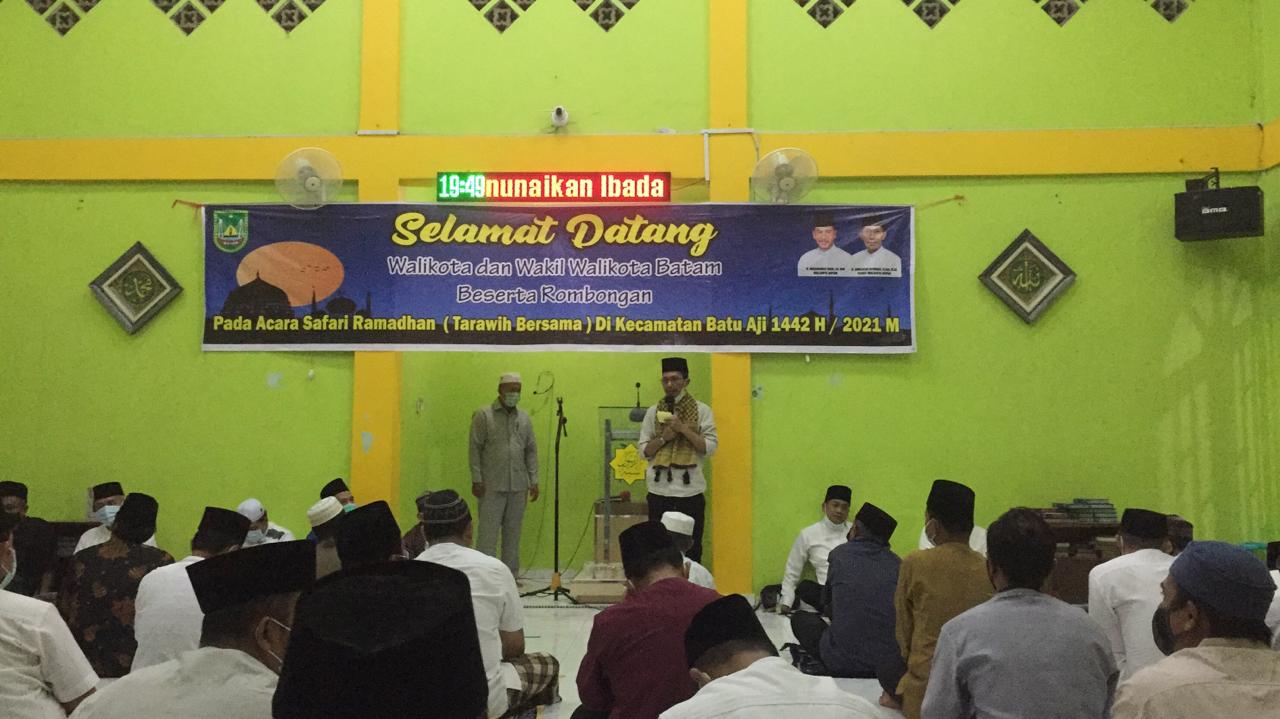 Tim Dinas Perikanan mengikuti kegiatan Safari Ramadhan 1442 H bersama Wali Kota dan Wakil Wali Kota Batam.