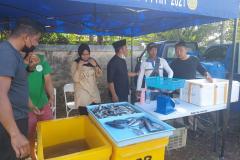 Mengikuti-kegiatan-Pasar-Murah-Jelang-Natal-2021-dan-Tahun-Baru-2022-b
