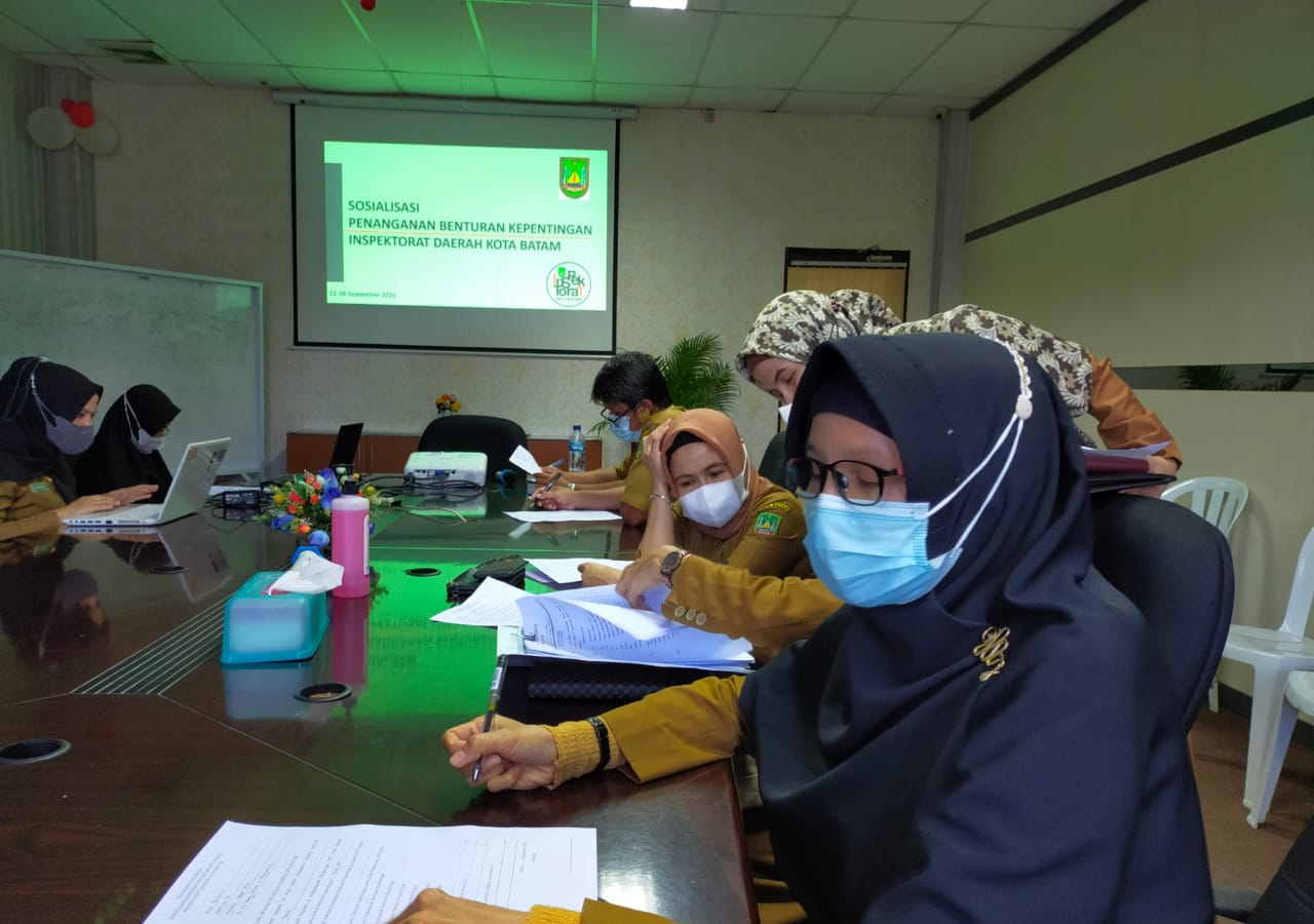 Mengikuti-sosialisasi-penanganan-benturan-kepentingan