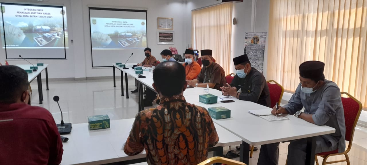Menghadiri-rapat-integrasi-data-penataan-aset-dan-akses-Gugus-Tugas-Reforma-Agraria-GTRA-Kota-Batam-Tahun-2021-di-Kantor-BPN-Batam
