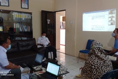 Mengikuti Zoom Meeting wawancara pemeriksaan pendahuluan kinerja atas pencapaian tujuan pembangunan berkelanjutan.